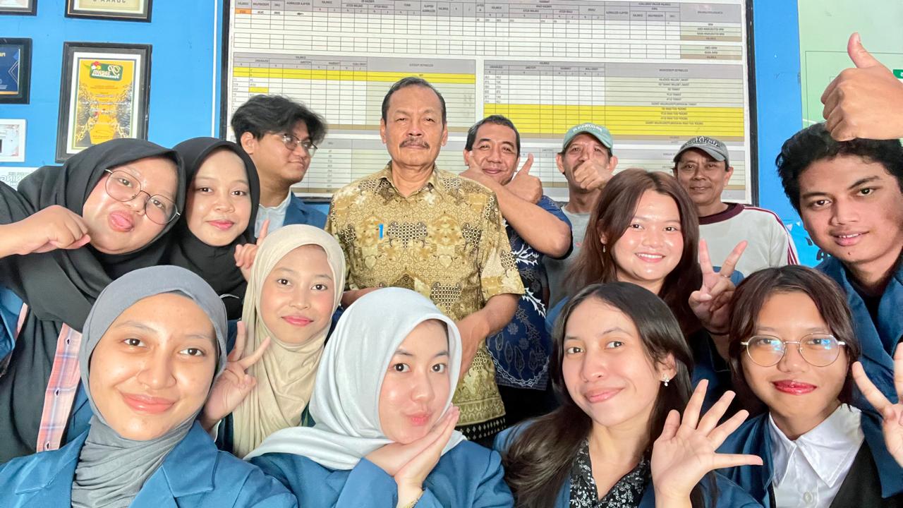 Background Profil RW 5