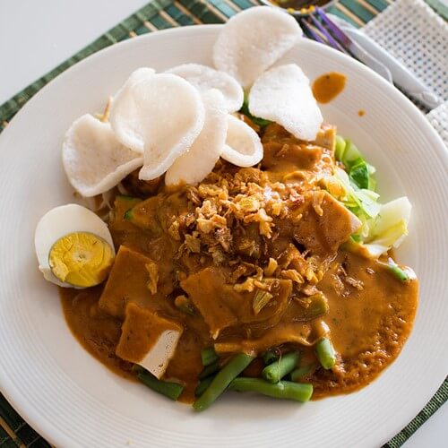 GADO GADO BU SRI