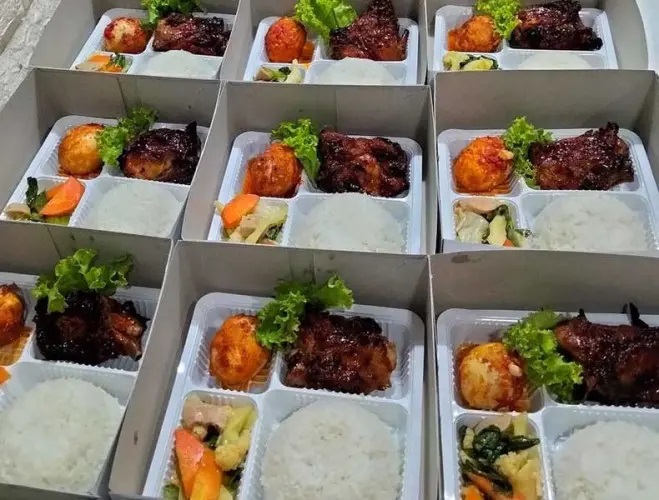 CATERING MAMA MIN